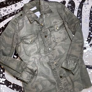 Current Elliott army camo ‘The Perfect Shirt’